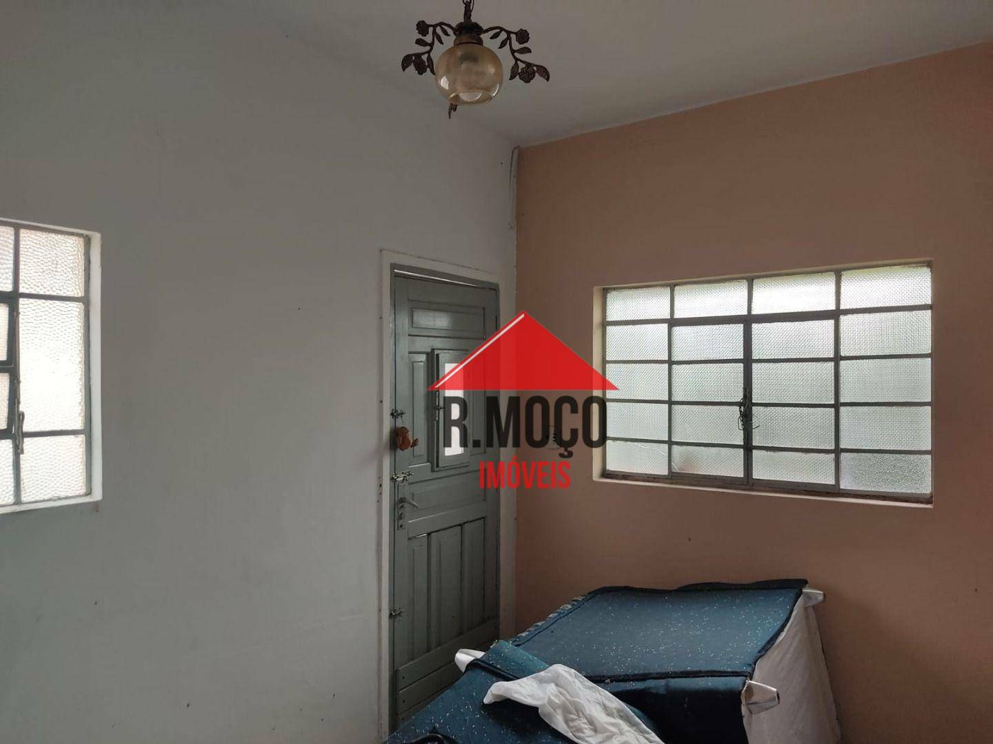 Casa à venda com 4 quartos, 180m² - Foto 11