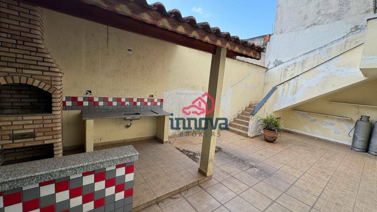 Sobrado para alugar com 4 quartos, 230m² - Foto 26