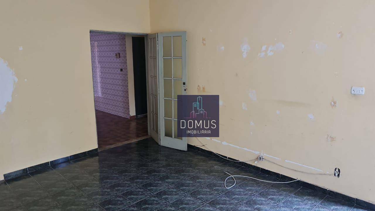 Casa à venda com 3 quartos, 214m² - Foto 8