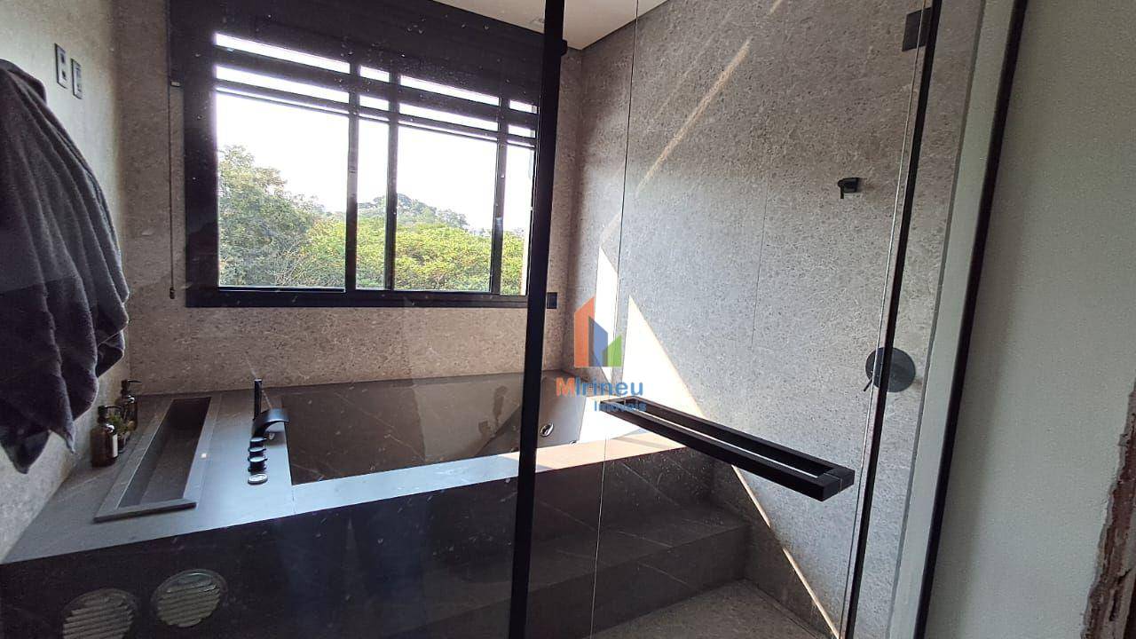 Casa de Condomínio à venda com 4 quartos, 460m² - Foto 7