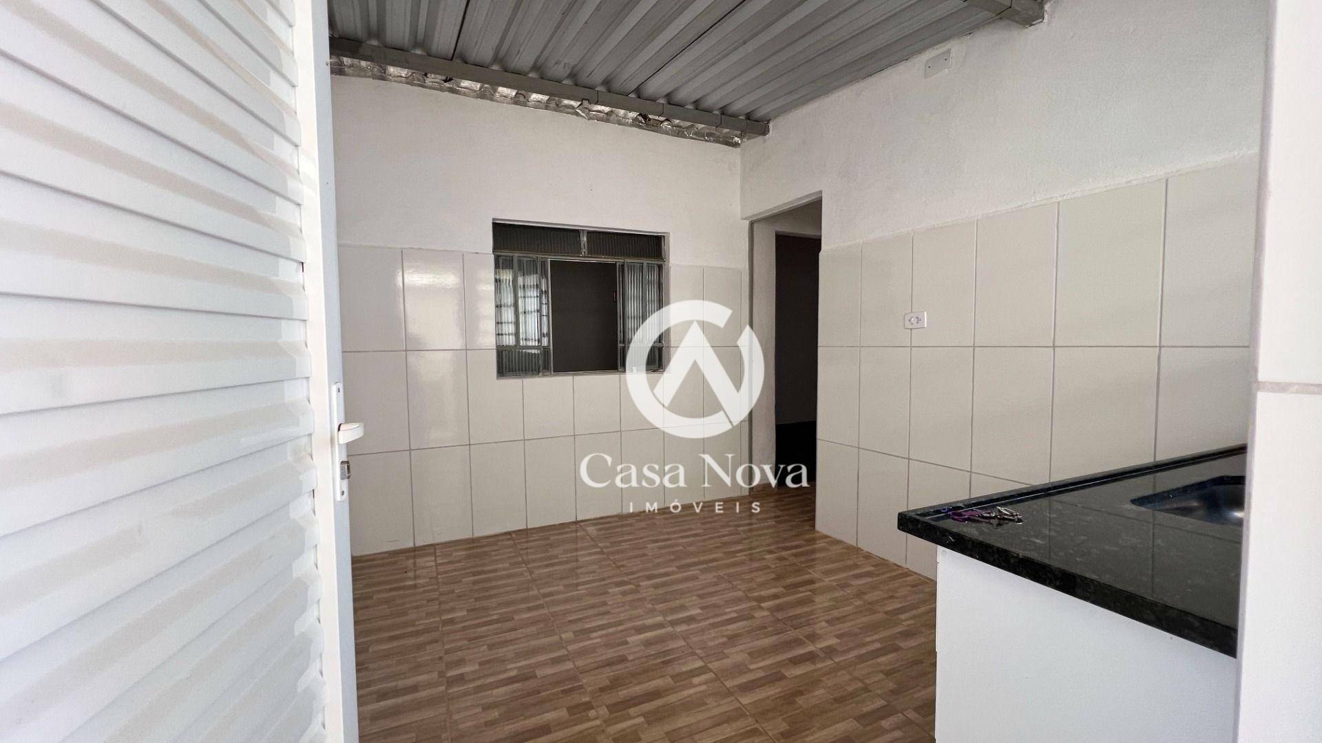 Casa à venda com 3 quartos, 100m² - Foto 6