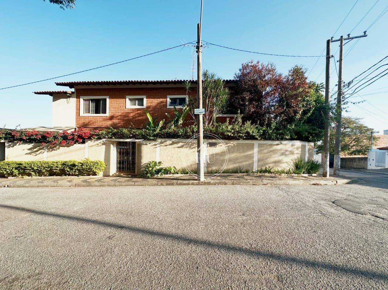 Casa, 3 quartos, 325 m² - Foto 3