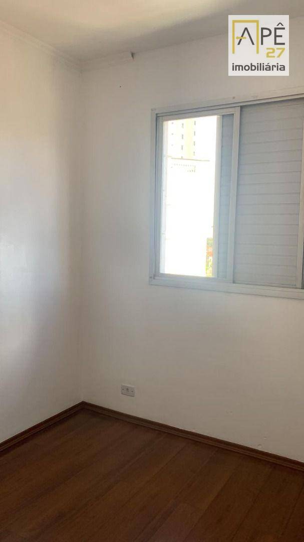 Apartamento à venda com 2 quartos, 58m² - Foto 4