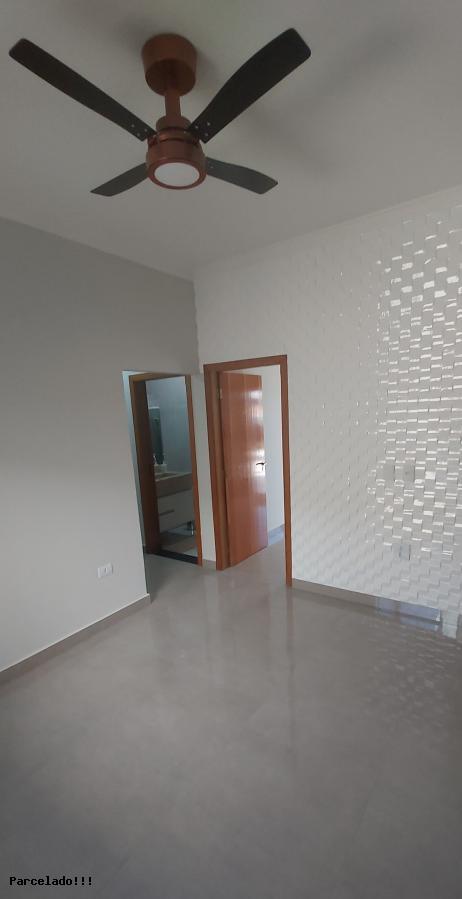 Casa à venda com 3 quartos, 210m² - Foto 11