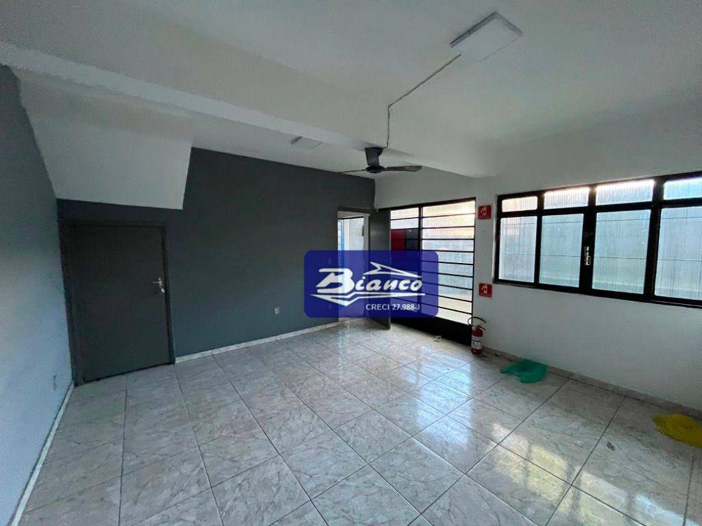 Depósito-Galpão-Armazém para alugar, 1000m² - Foto 16