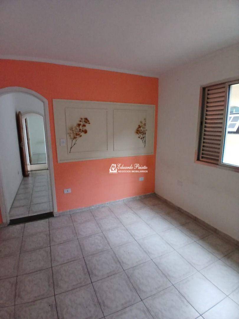 Casa para alugar com 4 quartos, 130m² - Foto 27