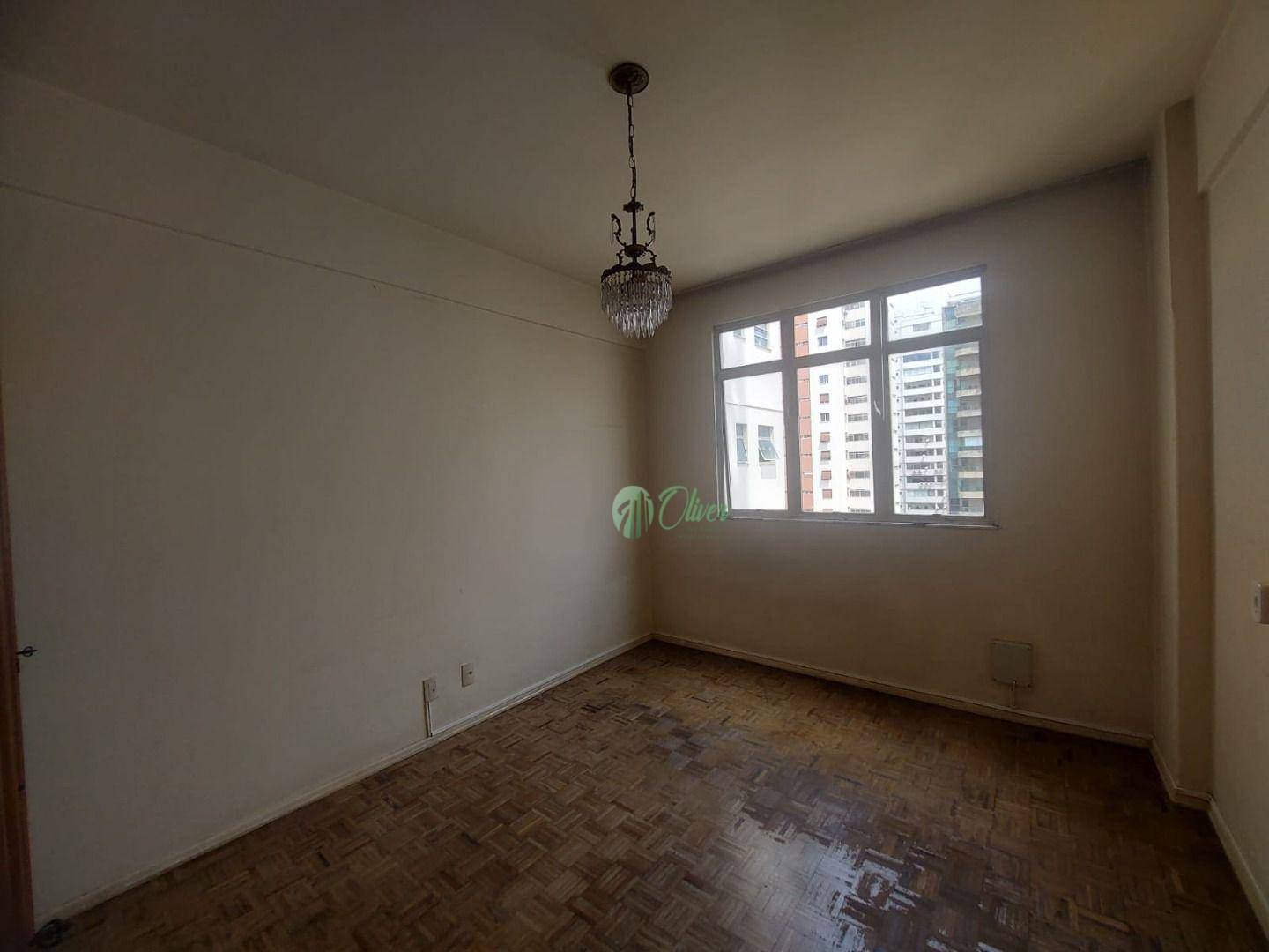 Apartamento à venda com 4 quartos, 215m² - Foto 12