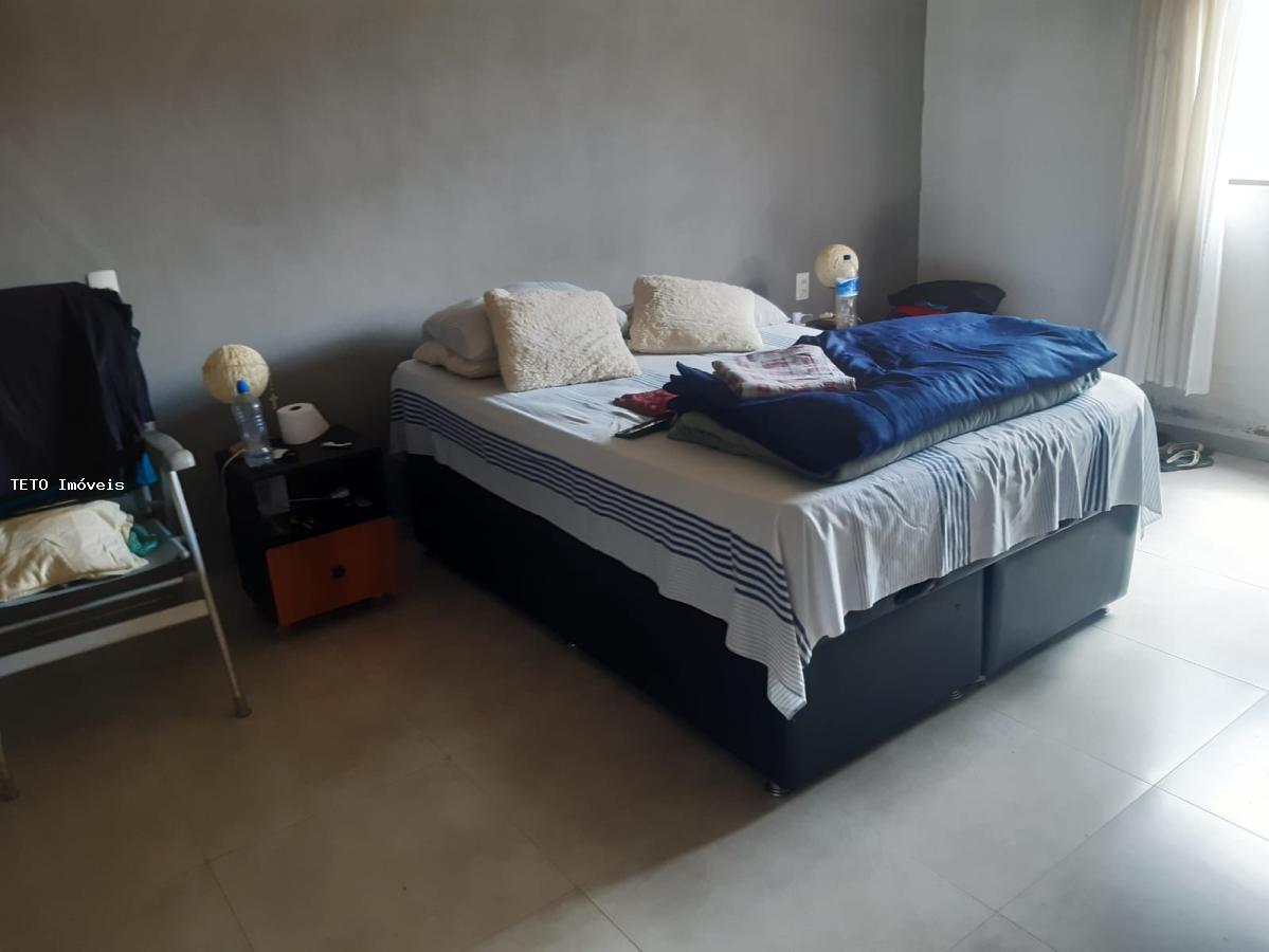 Casa à venda com 3 quartos, 450m² - Foto 13