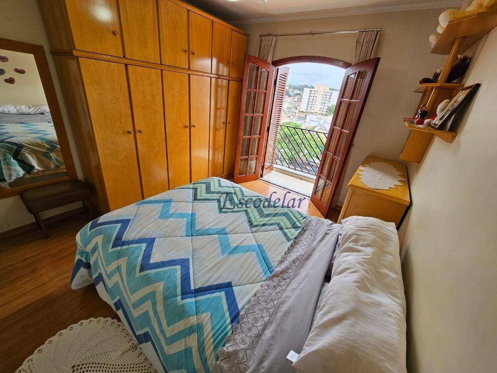 Sobrado à venda com 3 quartos, 218m² - Foto 19