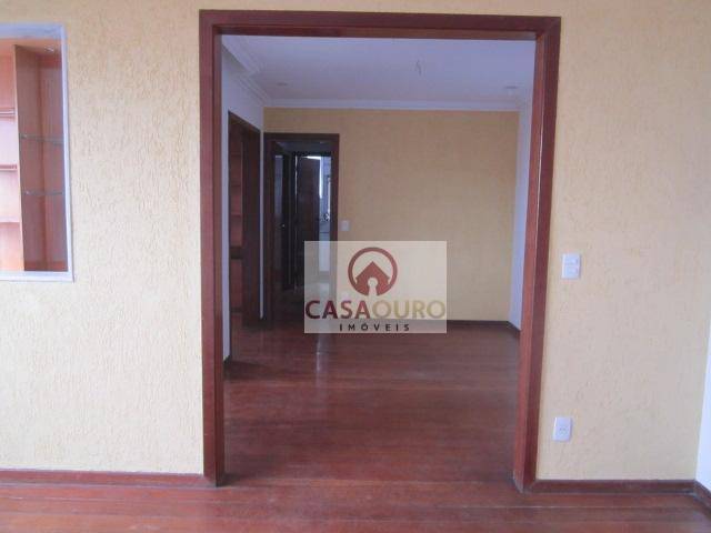 Apartamento à venda com 4 quartos, 140m² - Foto 5