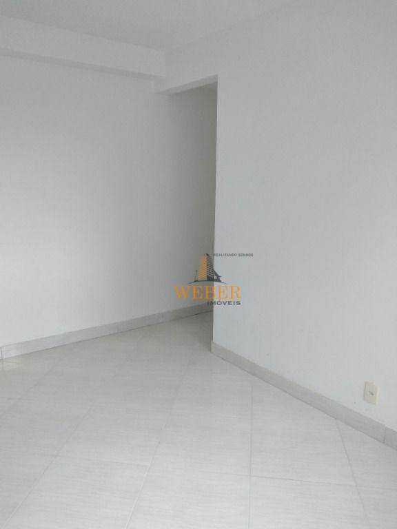 Apartamento à venda com 2 quartos, 41m² - Foto 15