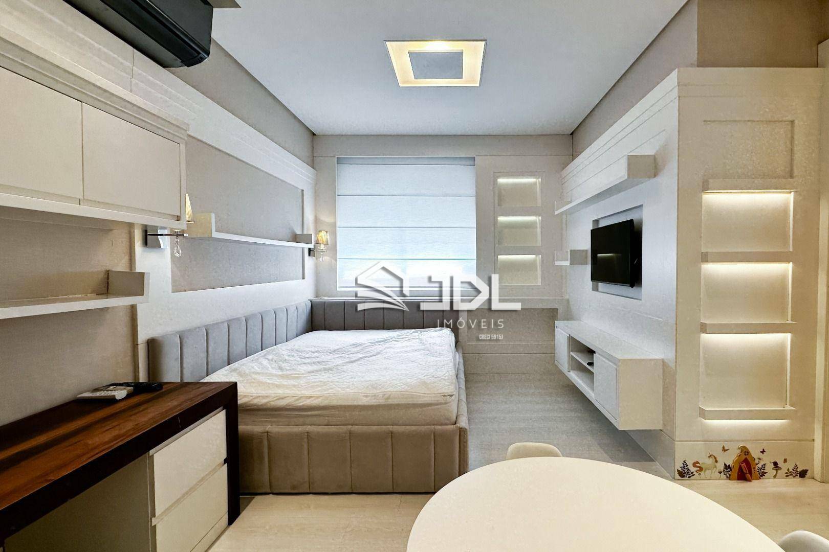 Cobertura à venda com 3 quartos, 213m² - Foto 16