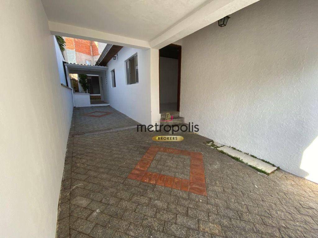 Casa para alugar com 3 quartos, 200m² - Foto 5