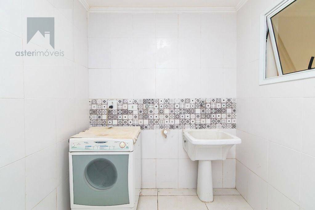 Casa para alugar com 4 quartos, 285m² - Foto 61