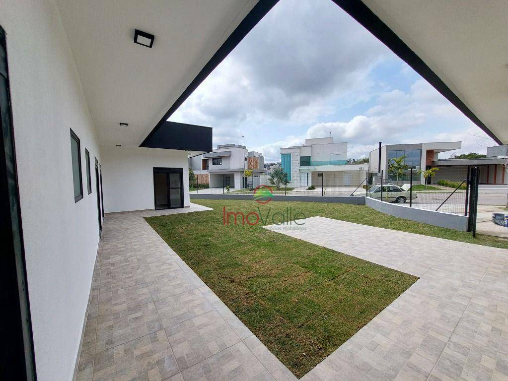 Casa de Condomínio à venda com 4 quartos, 238m² - Foto 13