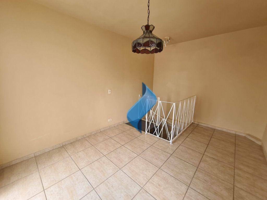 Apartamento à venda com 3 quartos, 140m² - Foto 18