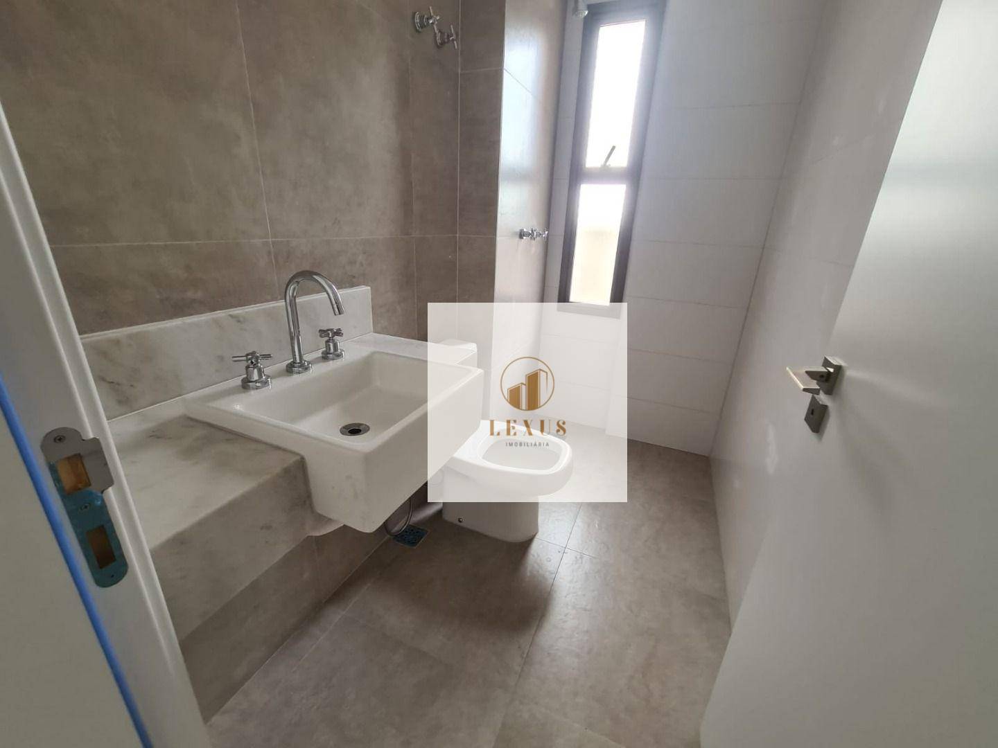 Apartamento à venda com 3 quartos, 94m² - Foto 8