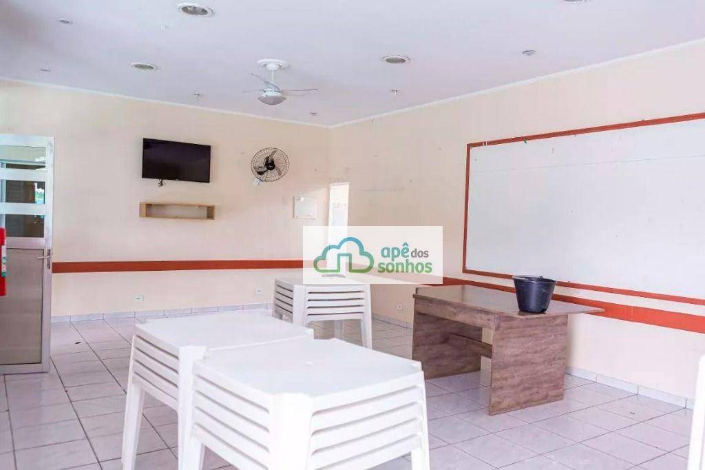 Apartamento à venda com 2 quartos, 58m² - Foto 35