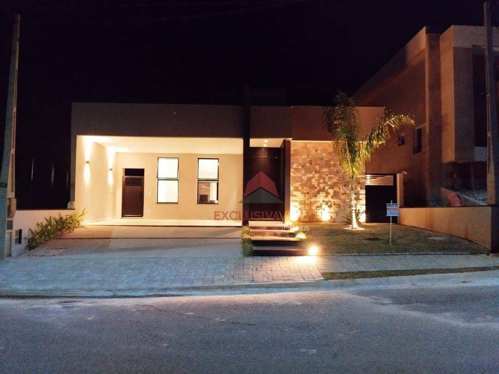 Casa, 3 quartos, 227 m² - Foto 1