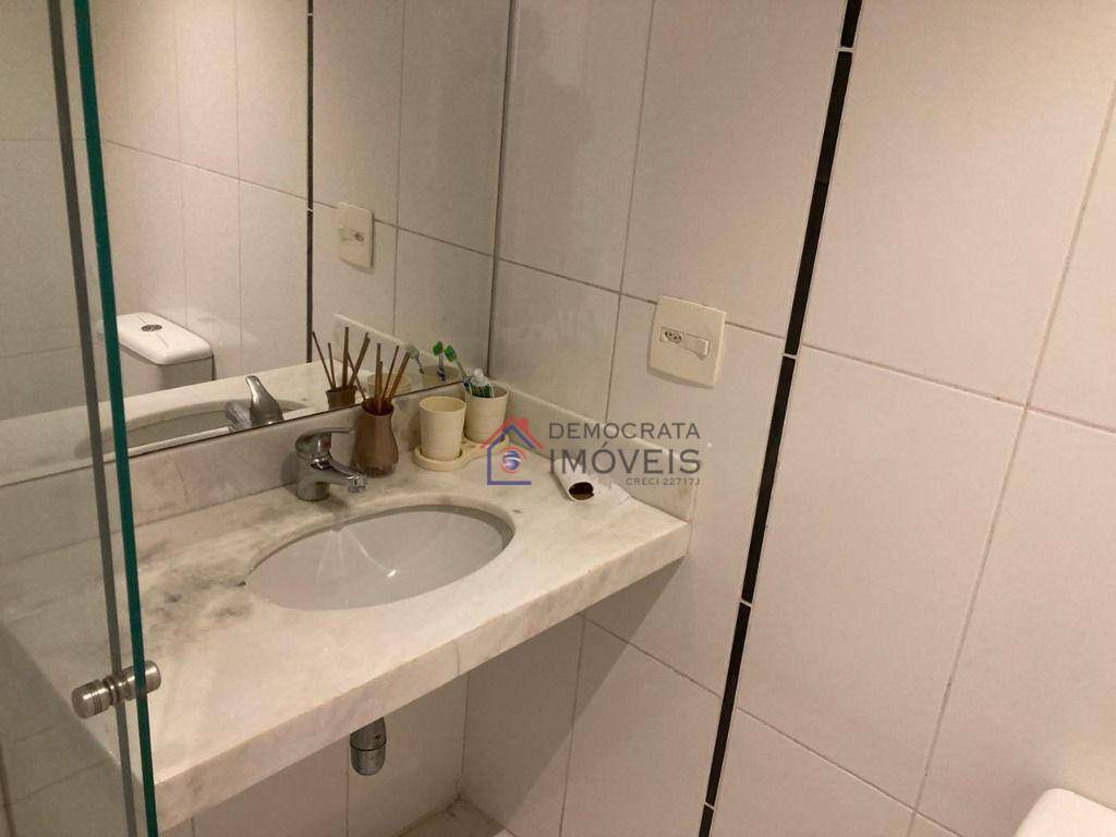 Apartamento à venda com 3 quartos, 128m² - Foto 26