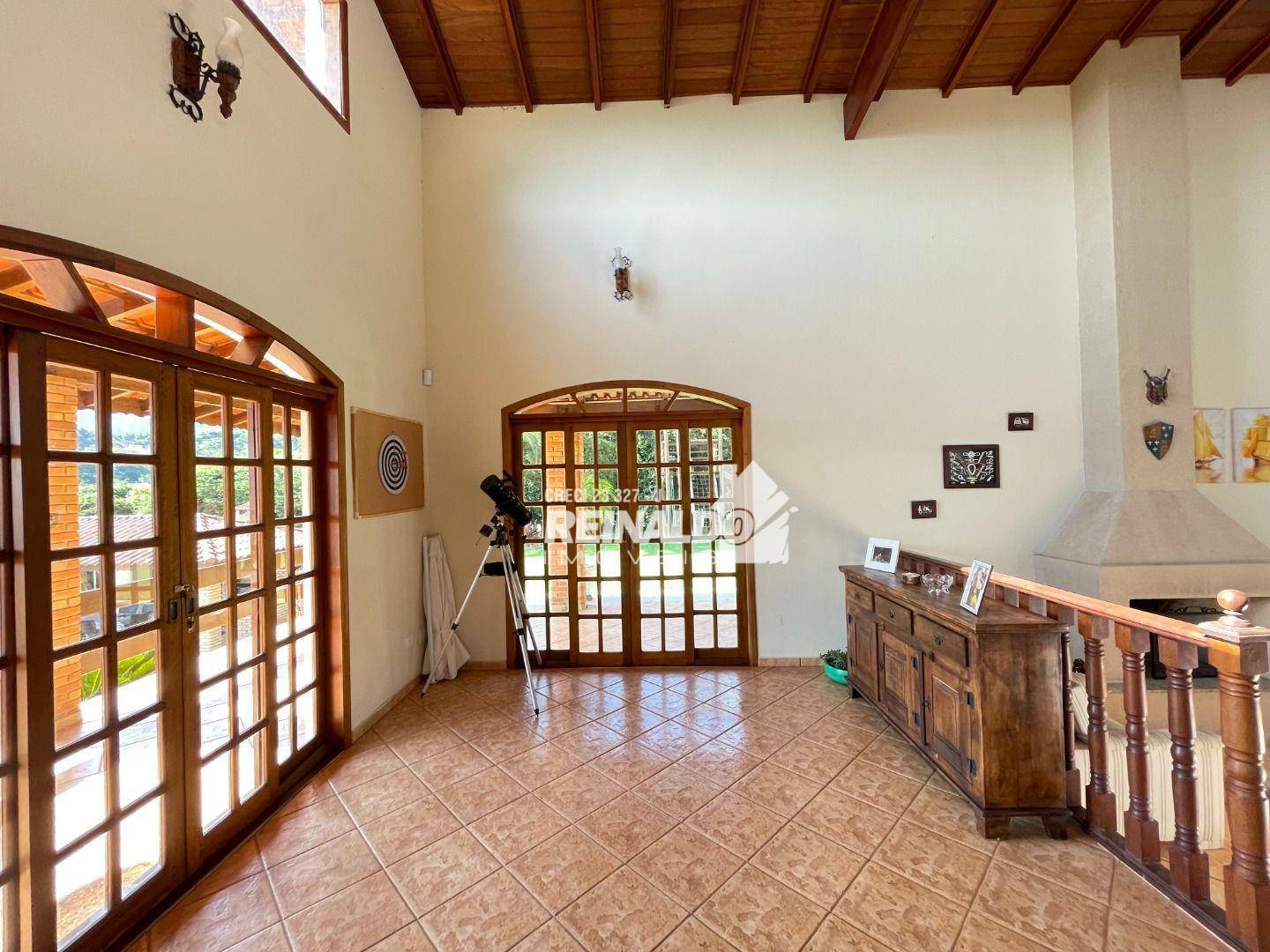 Casa de Condomínio à venda com 4 quartos, 360m² - Foto 14