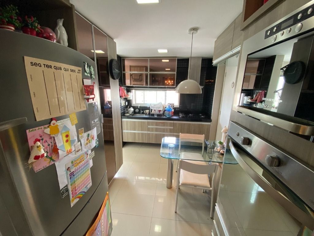 Apartamento à venda com 3 quartos, 118m² - Foto 15