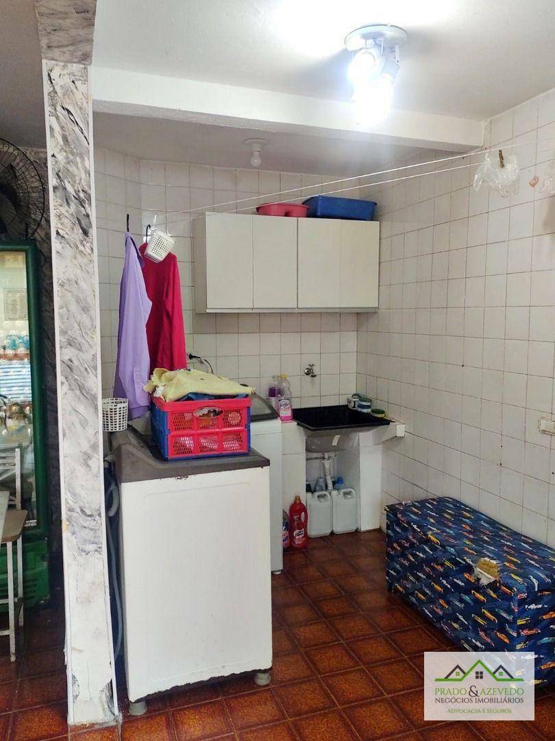 Casa à venda com 3 quartos, 199m² - Foto 17