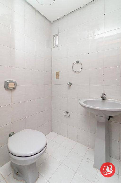 Apartamento para alugar com 2 quartos, 152m² - Foto 20