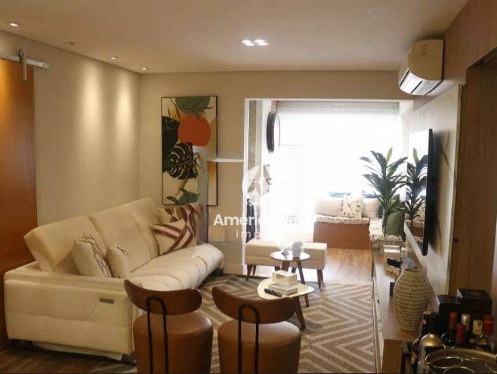 Apartamento à venda com 3 quartos, 107m² - Foto 1