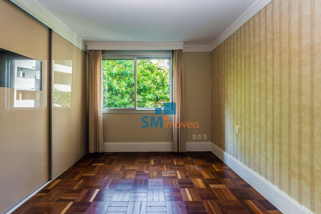 Apartamento à venda com 3 quartos, 140m² - Foto 12