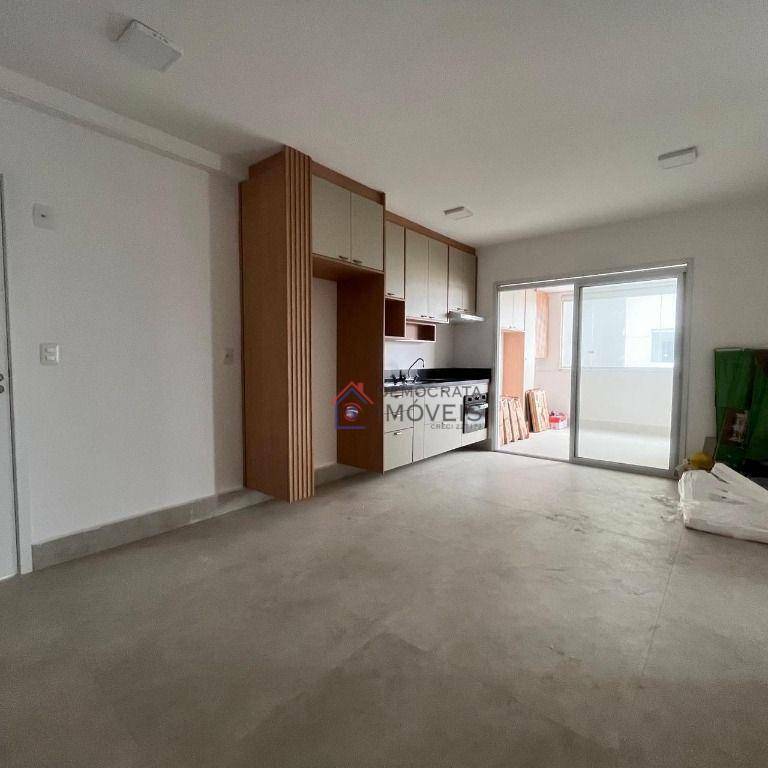 Apartamento à venda e aluguel com 2 quartos, 67m² - Foto 3