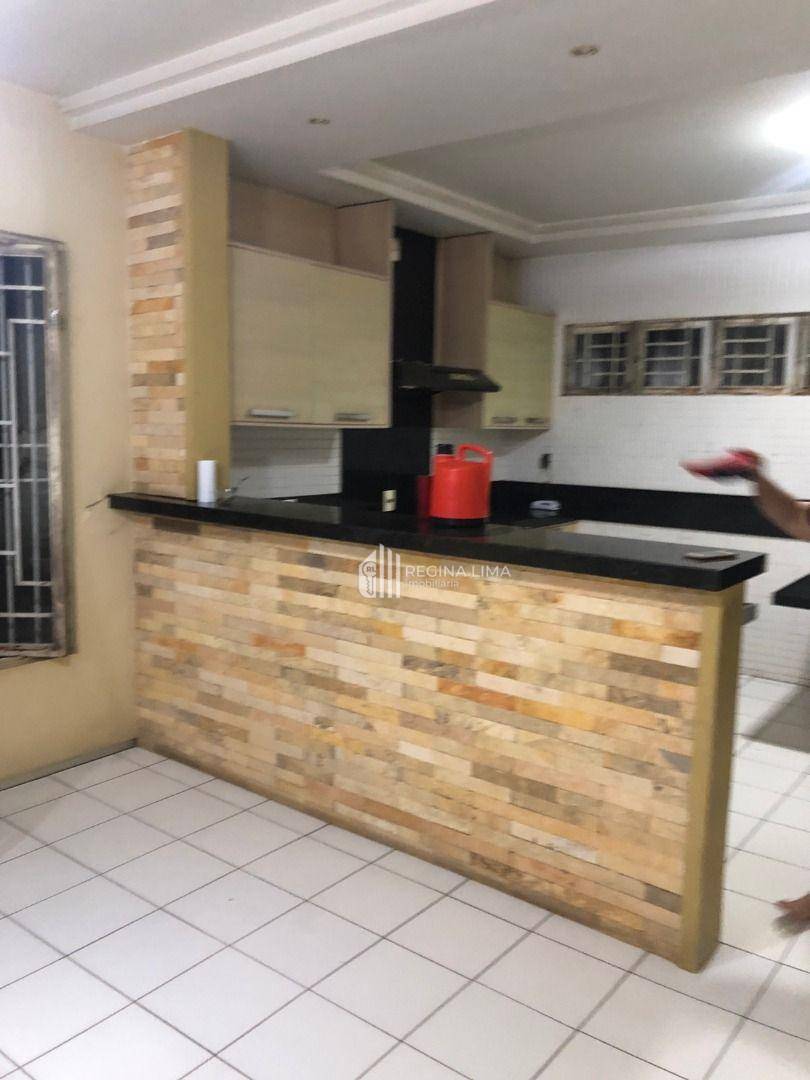 Casa de Condomínio à venda com 3 quartos, 200m² - Foto 9