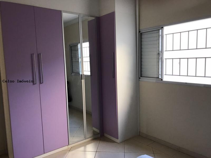 Casa à venda com 2 quartos, 300m² - Foto 14