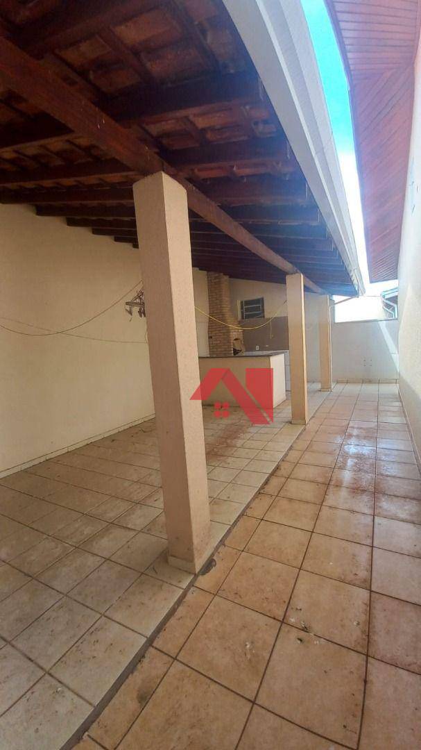 Casa à venda com 3 quartos, 173m² - Foto 15