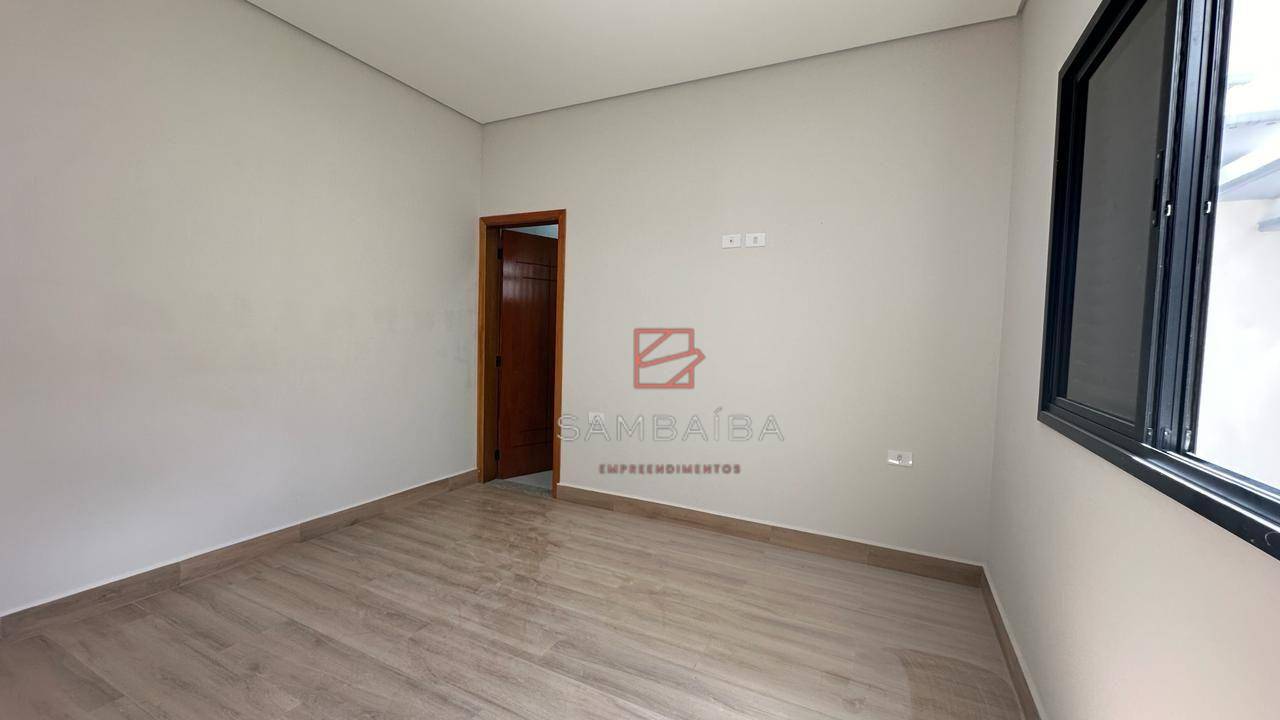 Casa à venda com 3 quartos, 121m² - Foto 13