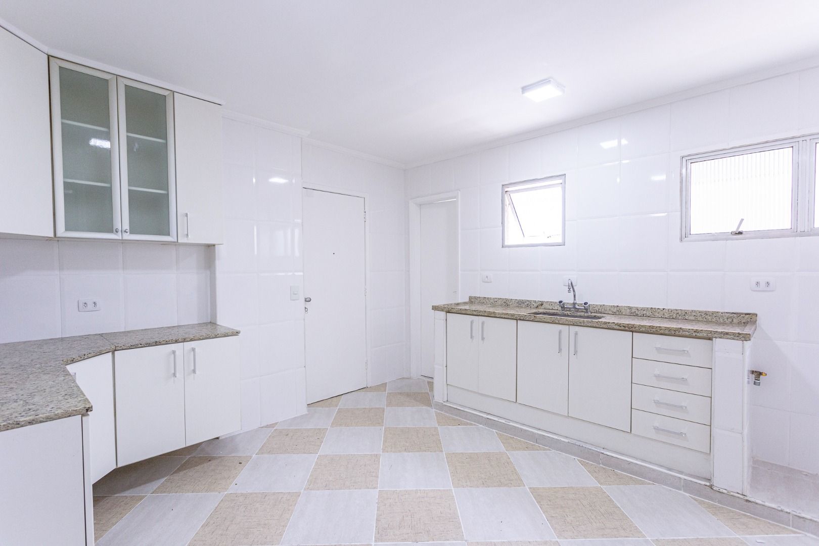 Apartamento à venda com 3 quartos, 73m² - Foto 16