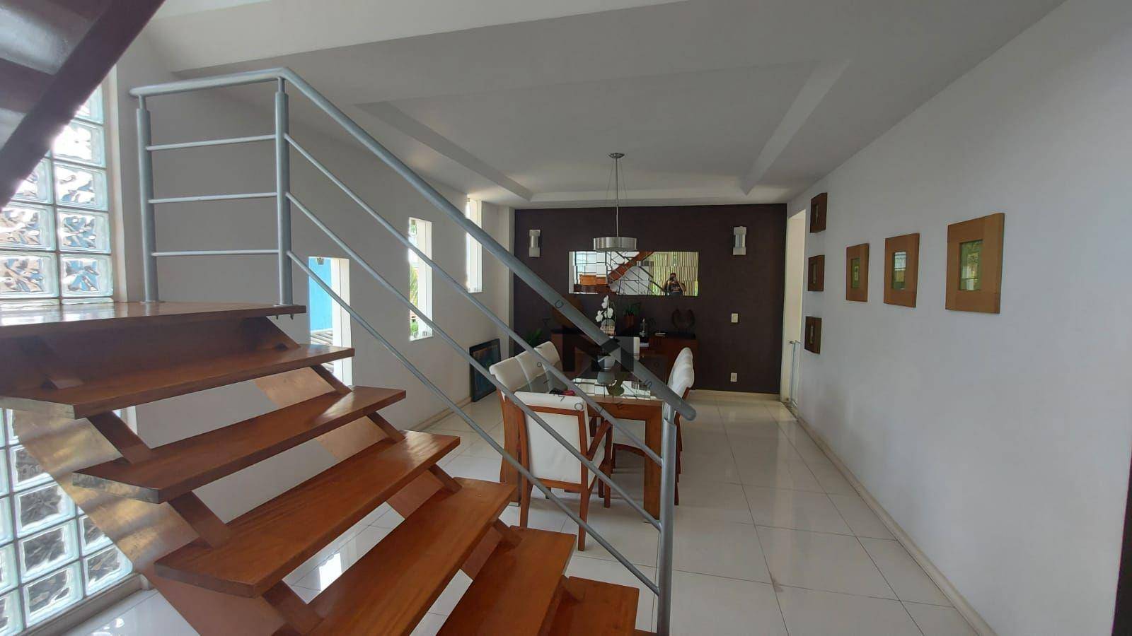 Casa à venda com 4 quartos, 350m² - Foto 17