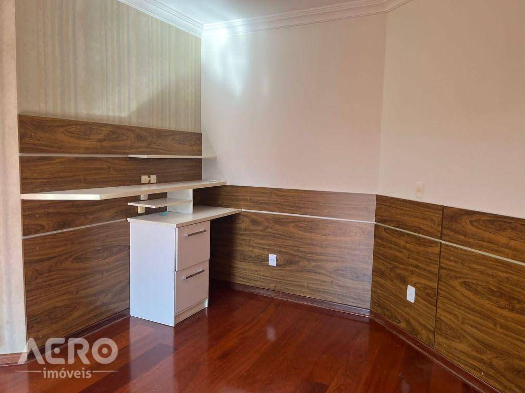 Sobrado para alugar com 3 quartos, 460m² - Foto 13