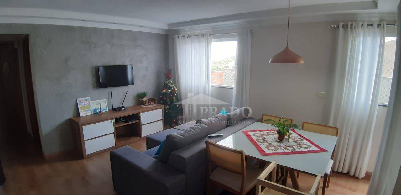 Apartamento à venda com 2 quartos, 70m² - Foto 2