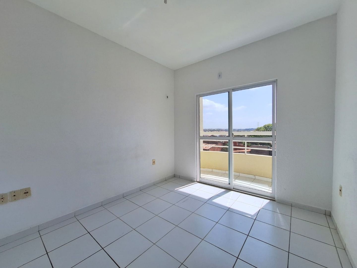 Apartamento para alugar com 2 quartos, 50m² - Foto 4