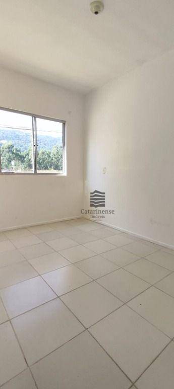 Apartamento à venda com 2 quartos, 57m² - Foto 23