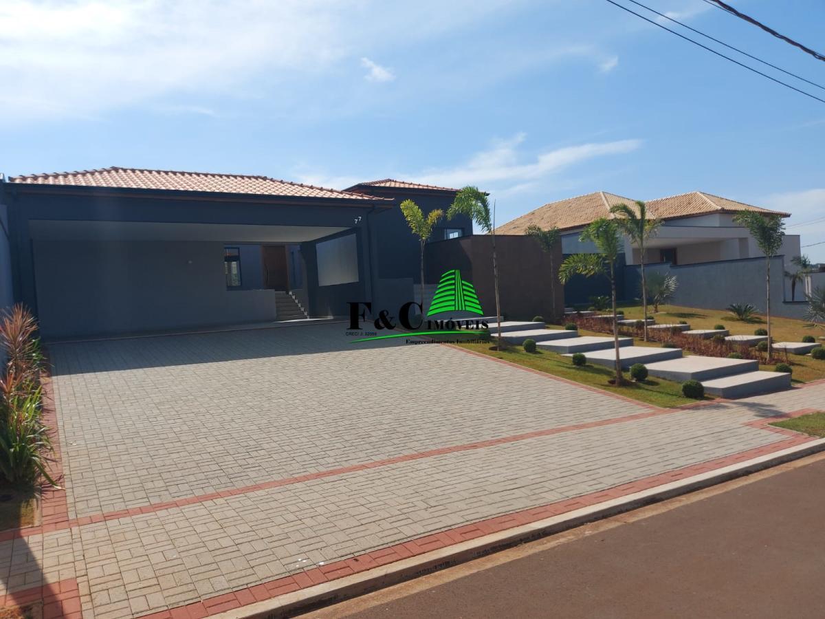 Casa para alugar com 3 quartos, 1402m² - Foto 3