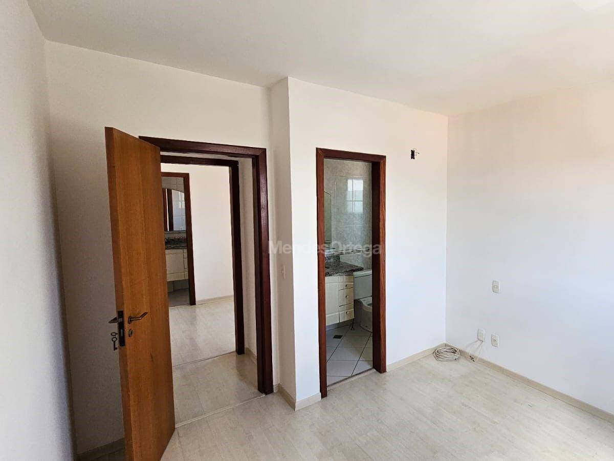 Apartamento à venda com 3 quartos, 86m² - Foto 18