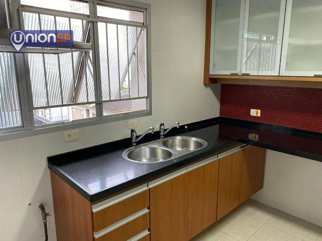 Apartamento à venda com 4 quartos, 196m² - Foto 12