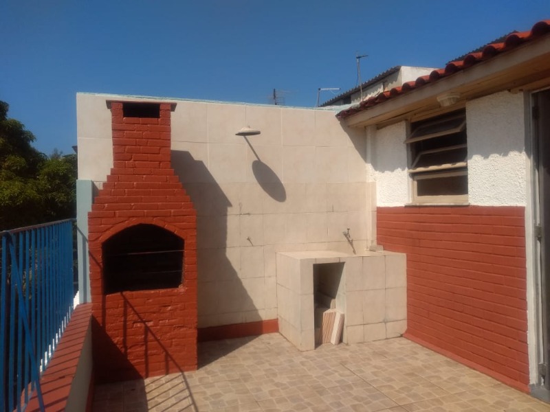 Casa à venda com 5 quartos, 95m² - Foto 5