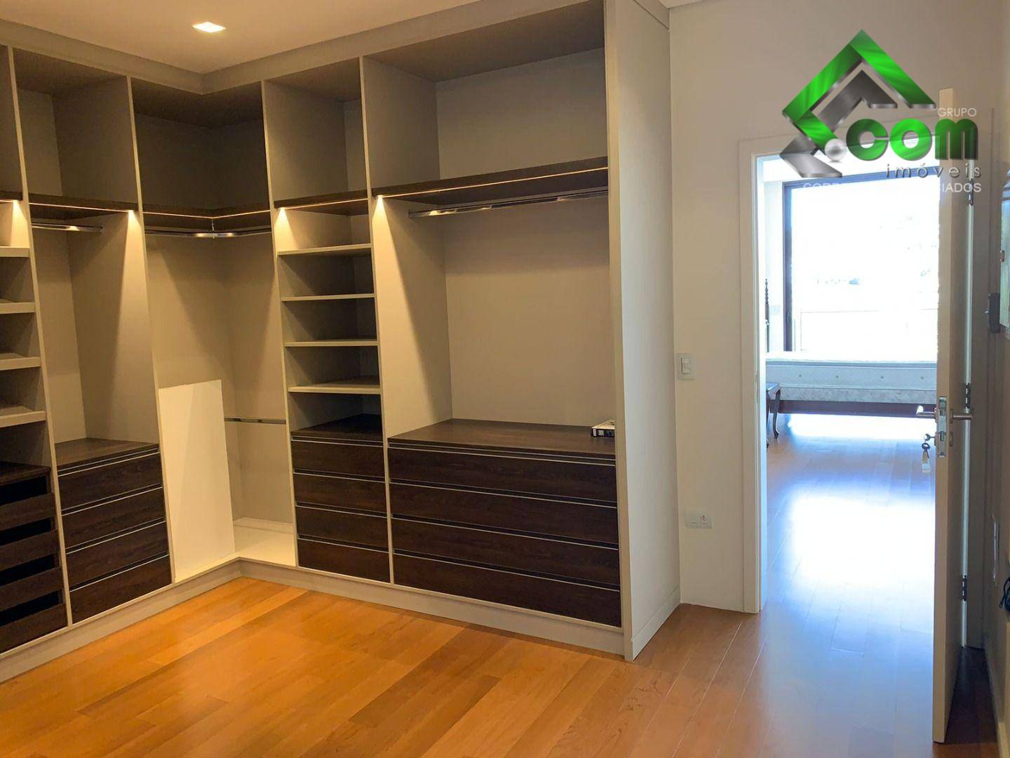 Casa à venda com 6 quartos, 693m² - Foto 5