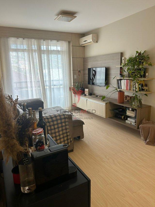 Apartamento à venda com 2 quartos, 78m² - Foto 1