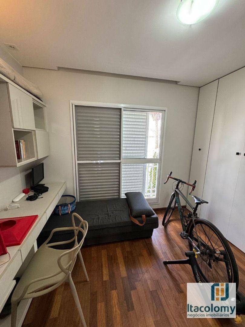 Casa de Condomínio à venda com 3 quartos, 236m² - Foto 11