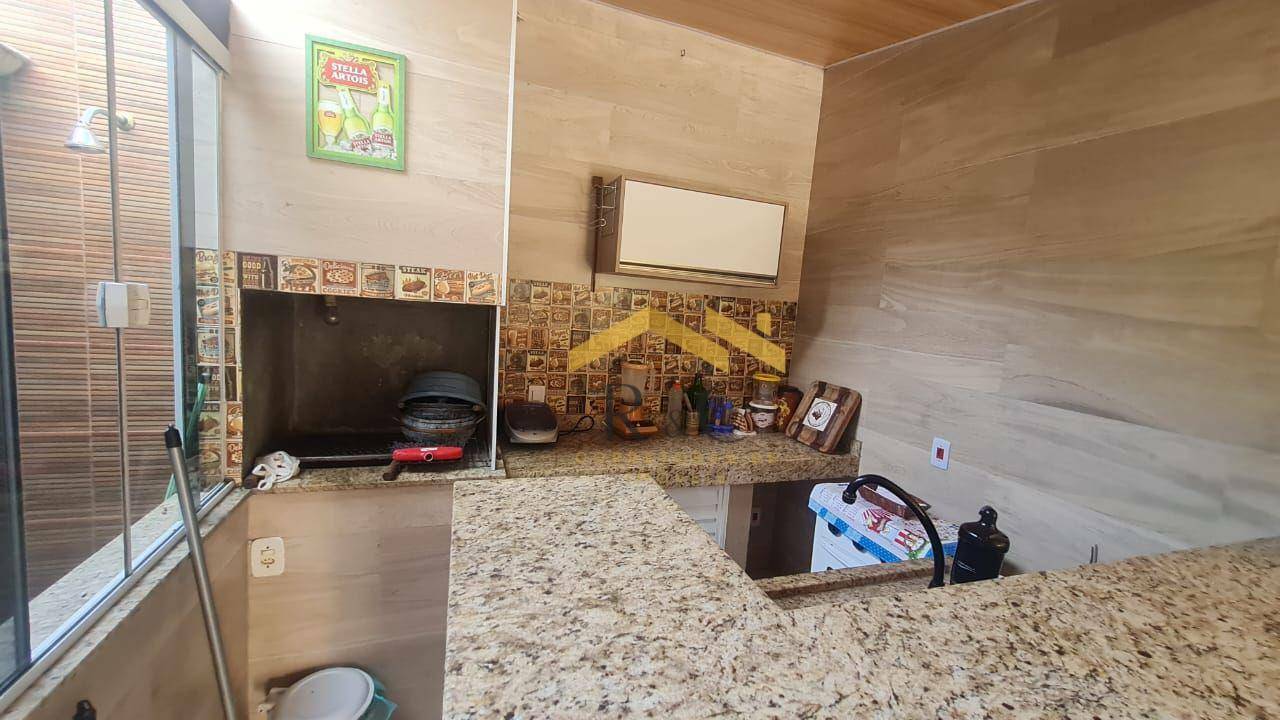 Casa à venda com 2 quartos, 91m² - Foto 14