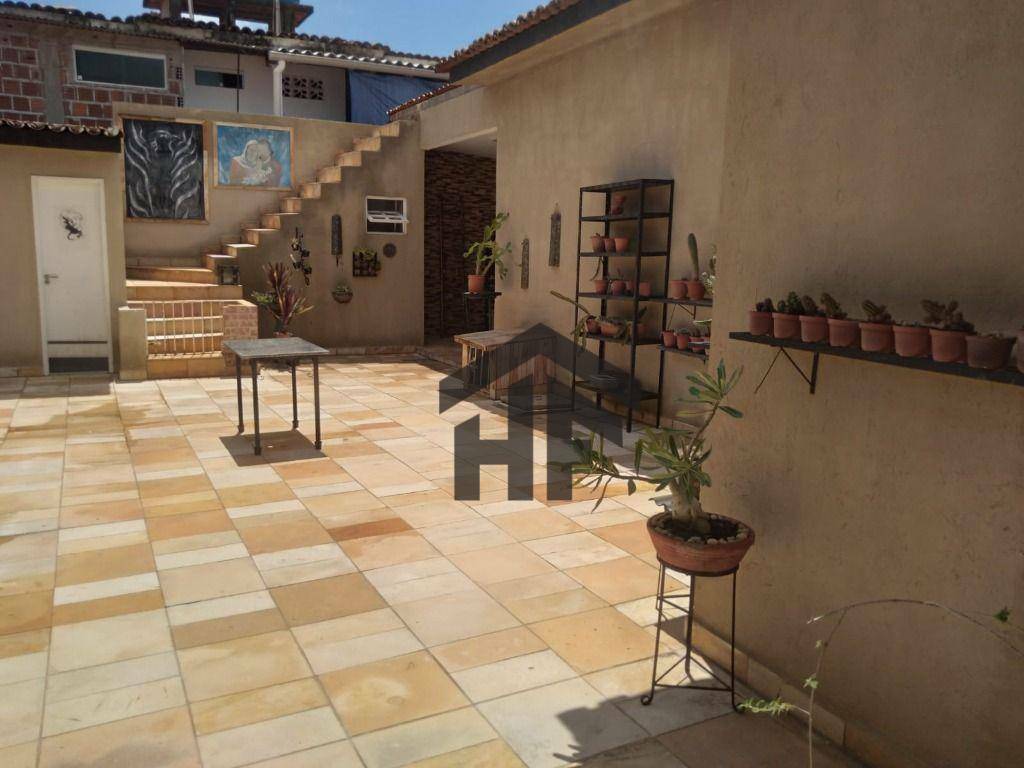 Casa à venda com 3 quartos, 450M2 - Foto 4